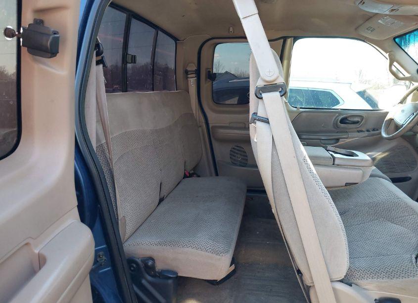 Photo 8 of 2000 Ford F-150 LARIAT/WORK SERIES/XL/XLT (VIN 1FTRX18L1YNB55646)