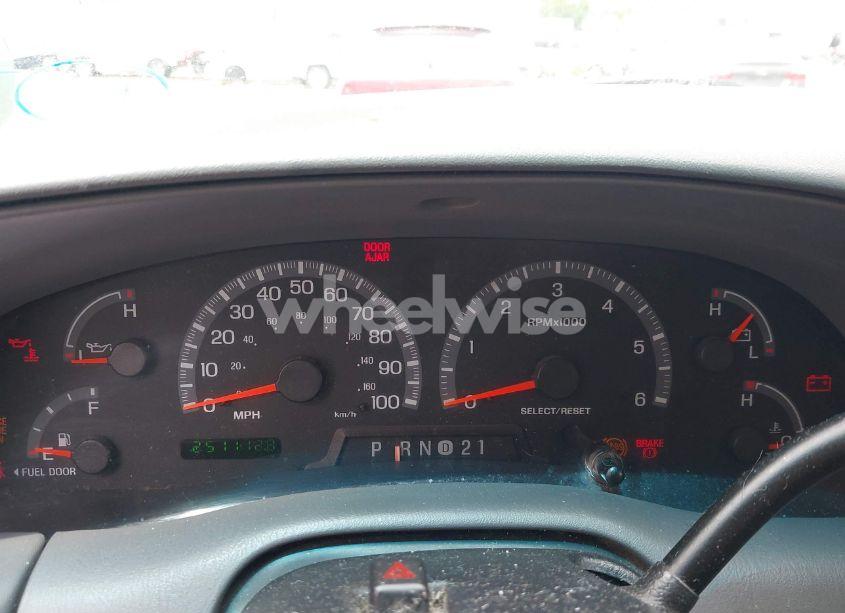 Photo 7 of 2002 Ford F-150 LARIAT/XL/XLT (VIN 1FTRX18L22NB52780)