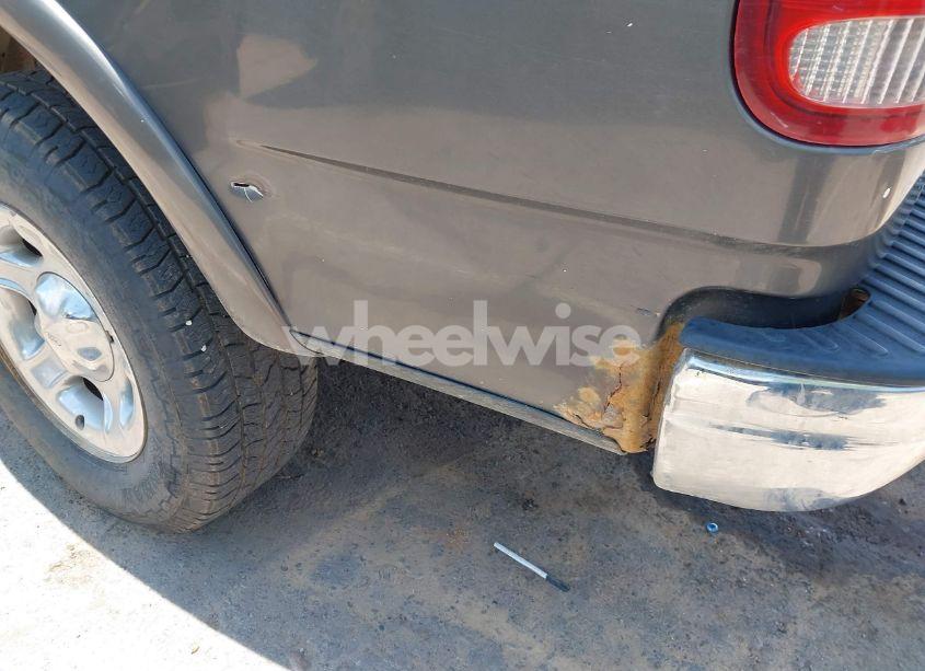 Photo 6 of 2003 Ford F-150 LARIAT/XL/XLT (VIN 1FTRX18L23NB00132)