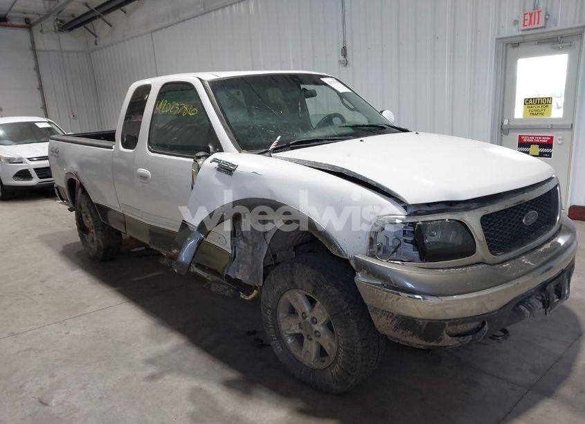 2003 Ford F-150 LARIAT/XL/XLT (VIN 1FTRX18L23NB04441) main photo