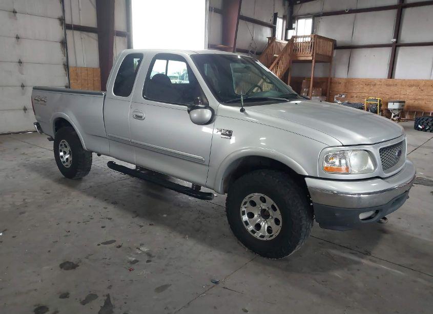 2000 Ford F-150 LARIAT/WORK SERIES/XL/XLT (VIN 1FTRX18L2YKA64936) main photo