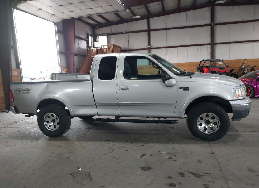 Photo 12 of 2000 Ford F-150 LARIAT/WORK SERIES/XL/XLT (VIN 1FTRX18L2YKA64936)