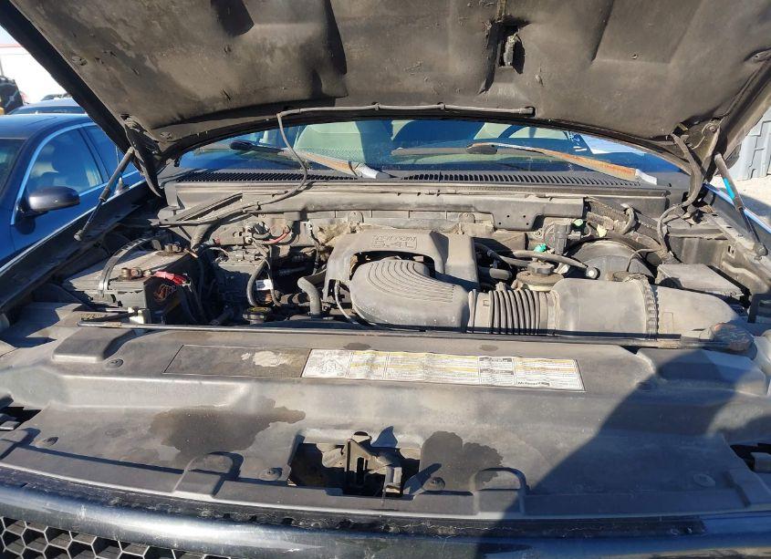 Photo 10 of 2000 Ford F-150 LARIAT/WORK SERIES/XL/XLT (VIN 1FTRX18L2YNC24750)