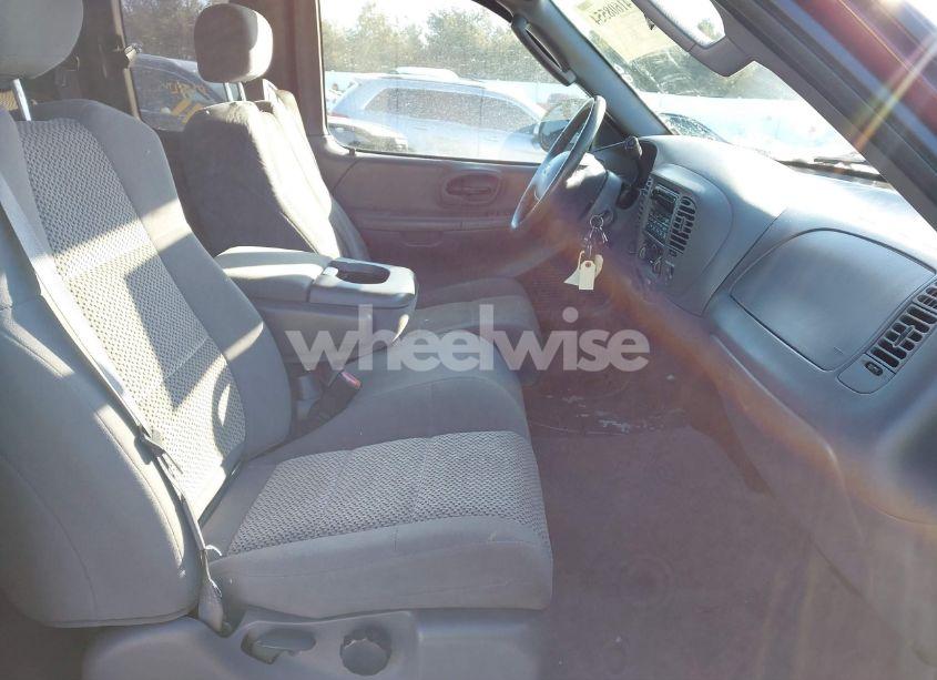 Photo 5 of 2003 Ford F-150 LARIAT/XL/XLT (VIN 1FTRX18L33NB00026)