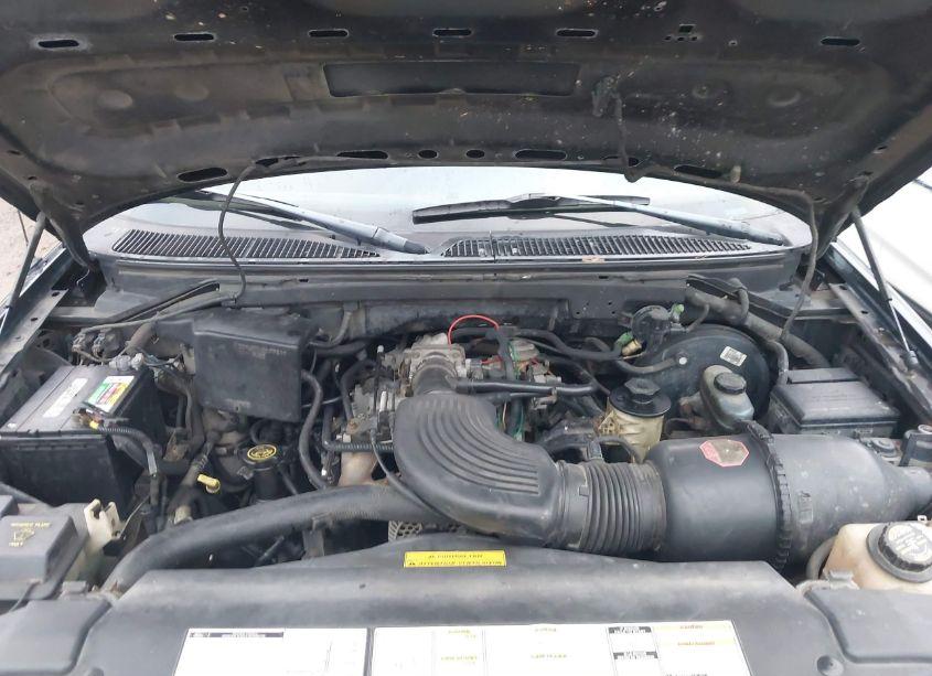 Photo 10 of 1998 Ford F-150 LARIAT/STANDARD/XL/XLT (VIN 1FTRX18L3WNB02668)