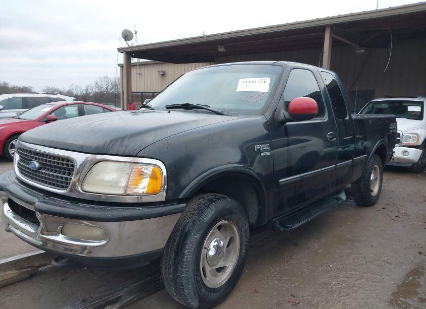 Photo 2 of 1998 Ford F-150 LARIAT/STANDARD/XL/XLT (VIN 1FTRX18L3WNB02668)