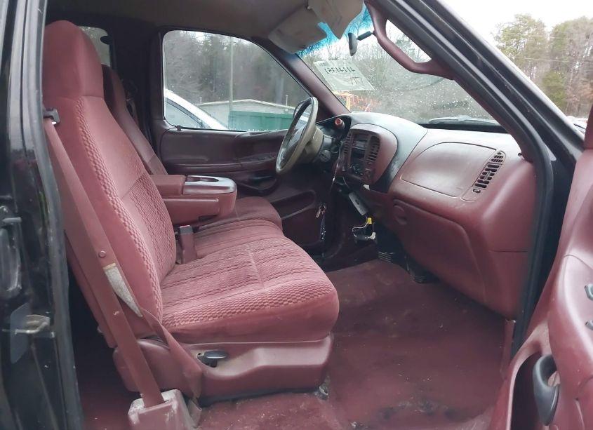 Photo 5 of 1998 Ford F-150 LARIAT/STANDARD/XL/XLT (VIN 1FTRX18L3WNB02668)