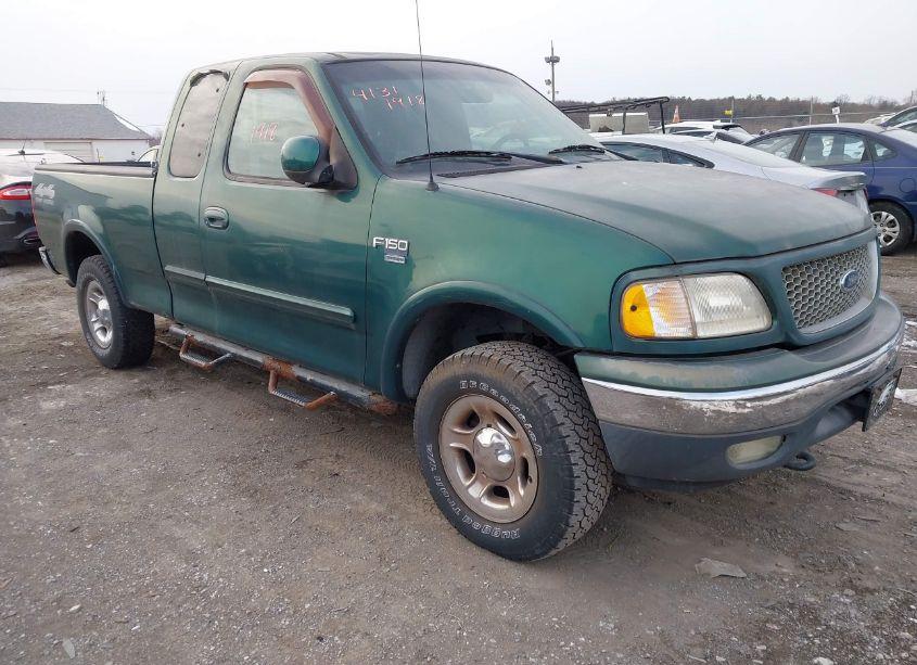 1999 Ford F-150 LARIAT/XL/XLT (VIN 1FTRX18L3XNB54397) main photo
