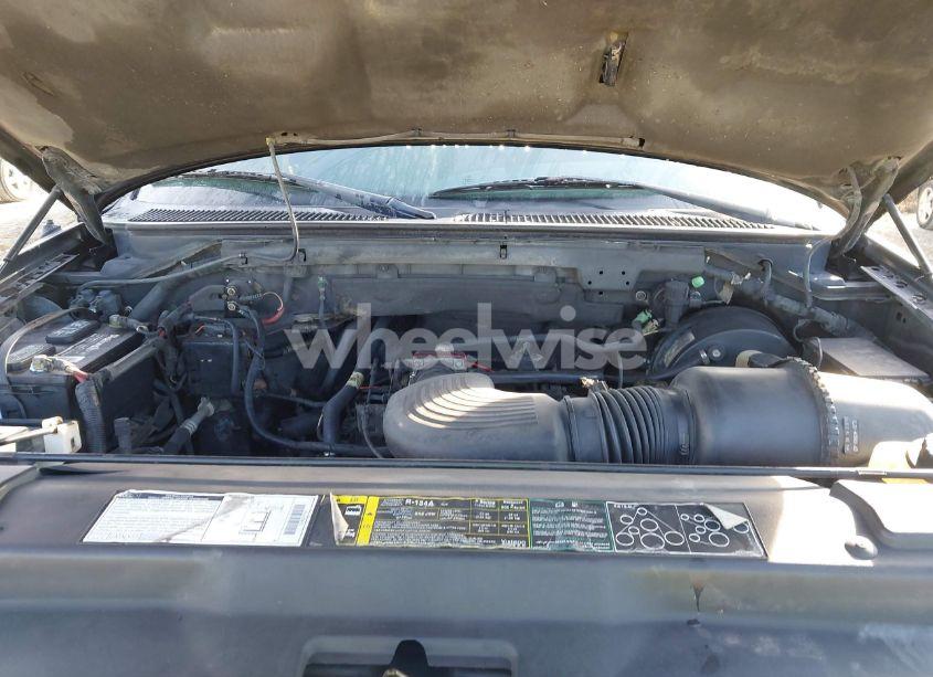 Photo 10 of 2002 Ford F-150 LARIAT/XL/XLT (VIN 1FTRX18L42NA12388)