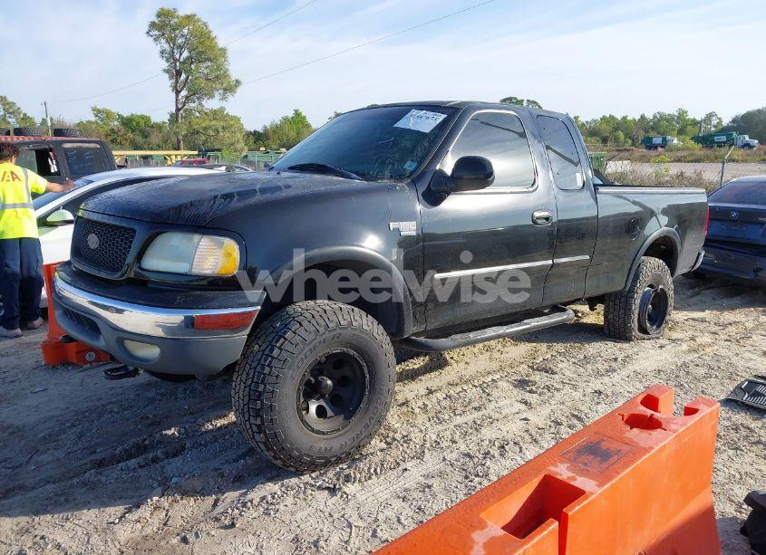Photo 2 of 2002 Ford F-150 LARIAT/XL/XLT (VIN 1FTRX18L42NA12388)