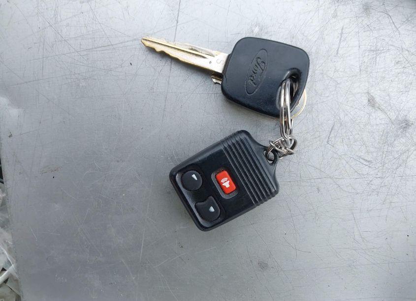 Photo 11 of 2000 Ford F-150 LARIAT/WORK SERIES/XL/XLT (VIN 1FTRX18L4YNC28346)