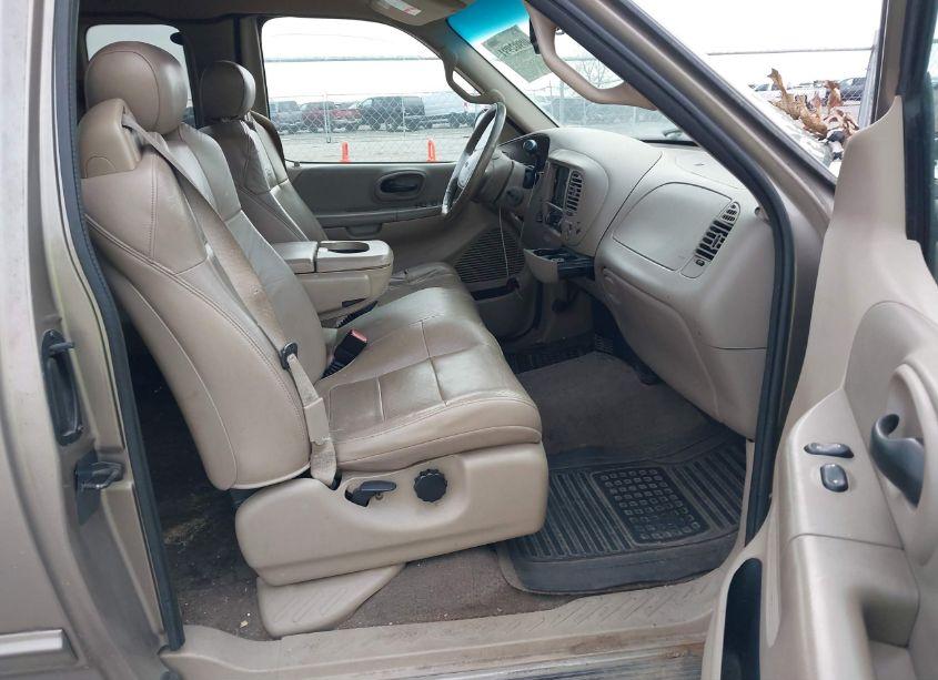 Photo 5 of 2001 Ford F-150 LARIAT/XL/XLT (VIN 1FTRX18L51KA23142)