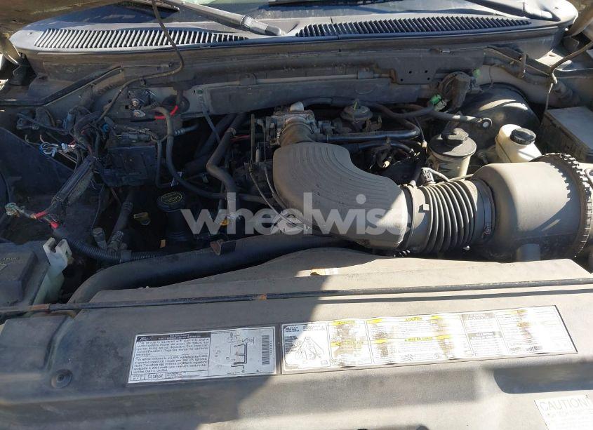 Photo 10 of 2001 Ford F-150 LARIAT/XL/XLT (VIN 1FTRX18L51NA36875)