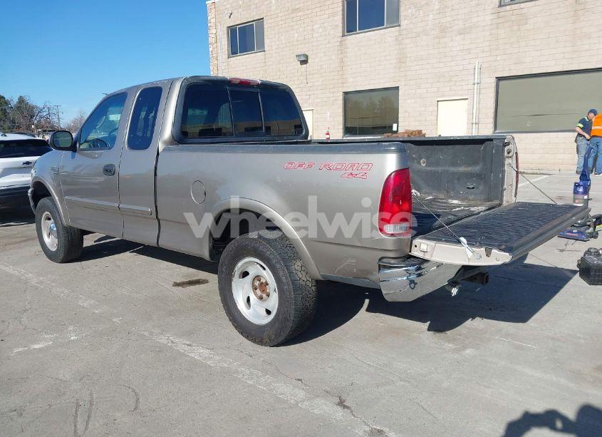 Photo 3 of 2001 Ford F-150 LARIAT/XL/XLT (VIN 1FTRX18L51NA36875)