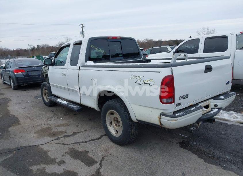 Photo 3 of 2001 Ford F-150 LARIAT/XL/XLT (VIN 1FTRX18L51NA46449)