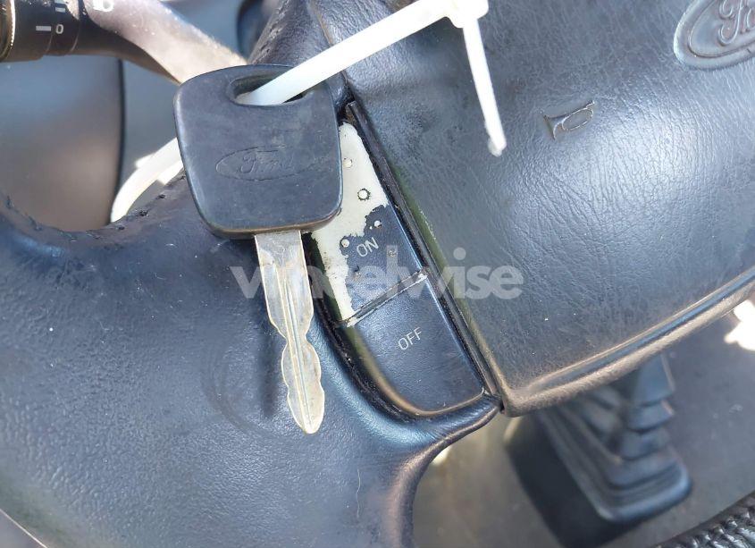 Photo 11 of 2001 Ford F-150 LARIAT/XL/XLT (VIN 1FTRX18L51NB30674)