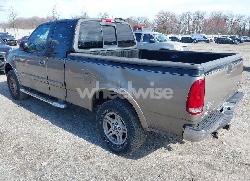 Photo 3 of 2003 Ford F-150 LARIAT/XL/XLT (VIN 1FTRX18L53NB01663)