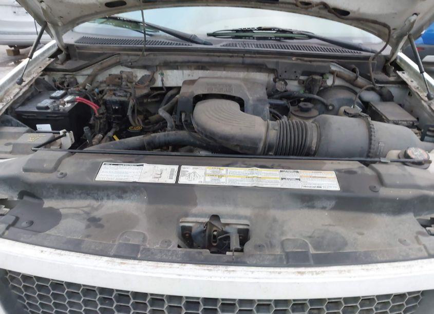 Photo 10 of 2000 Ford F-150 LARIAT/WORK SERIES/XL/XLT (VIN 1FTRX18L5YNA91420)