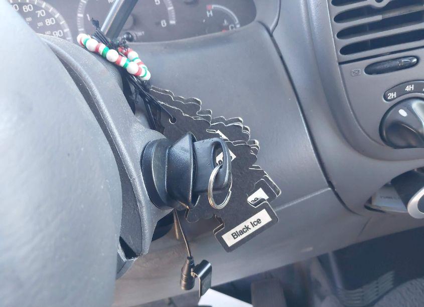 Photo 11 of 2001 Ford F-150 LARIAT/XL/XLT (VIN 1FTRX18L61KA66288)