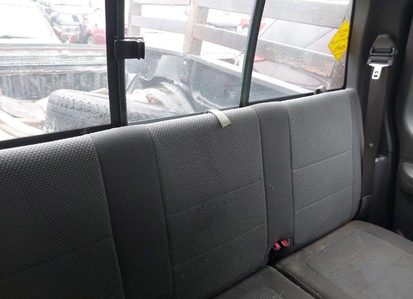 Photo 8 of 2001 Ford F-150 LARIAT/XL/XLT (VIN 1FTRX18L61NB75848)