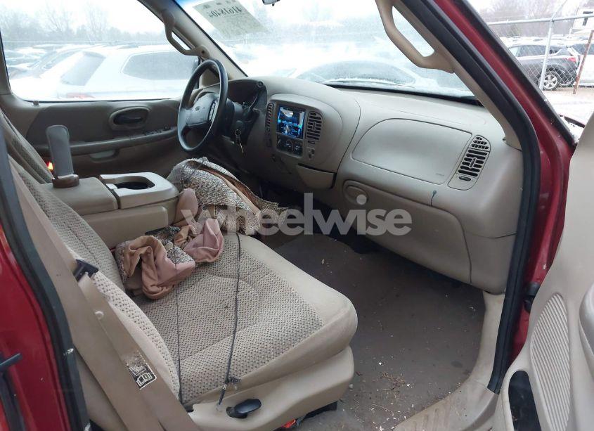 Photo 5 of 2000 Ford F-150 LARIAT/WORK SERIES/XL/XLT (VIN 1FTRX18L6YNA92785)