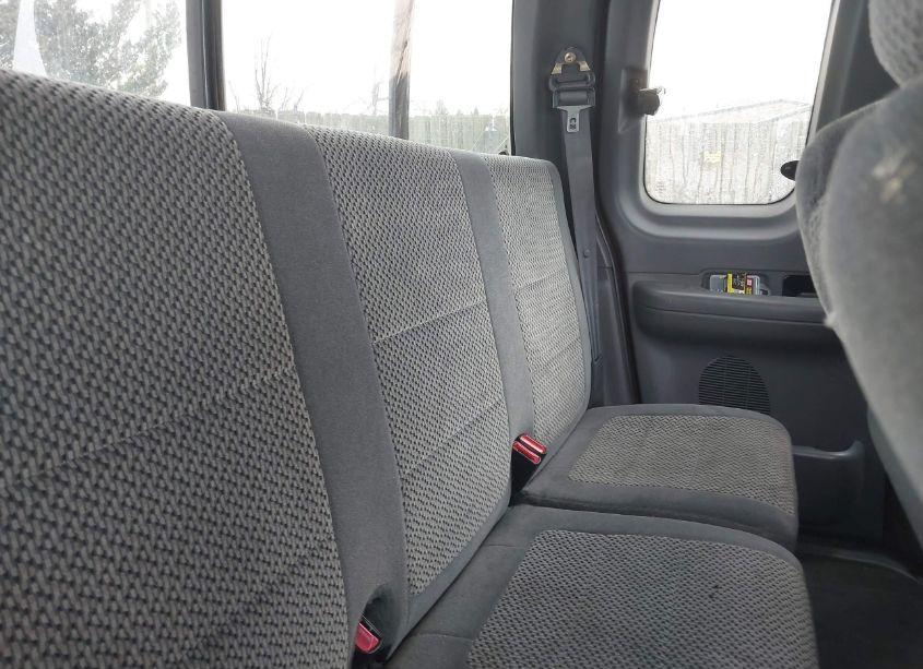 Photo 8 of 2001 Ford F-150 LARIAT/XL/XLT (VIN 1FTRX18L71NB62963)