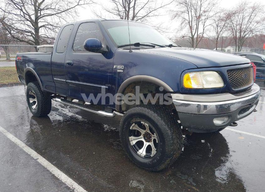 2003 Ford F-150 LARIAT/XL/XLT (VIN 1FTRX18L73NA26027) main photo