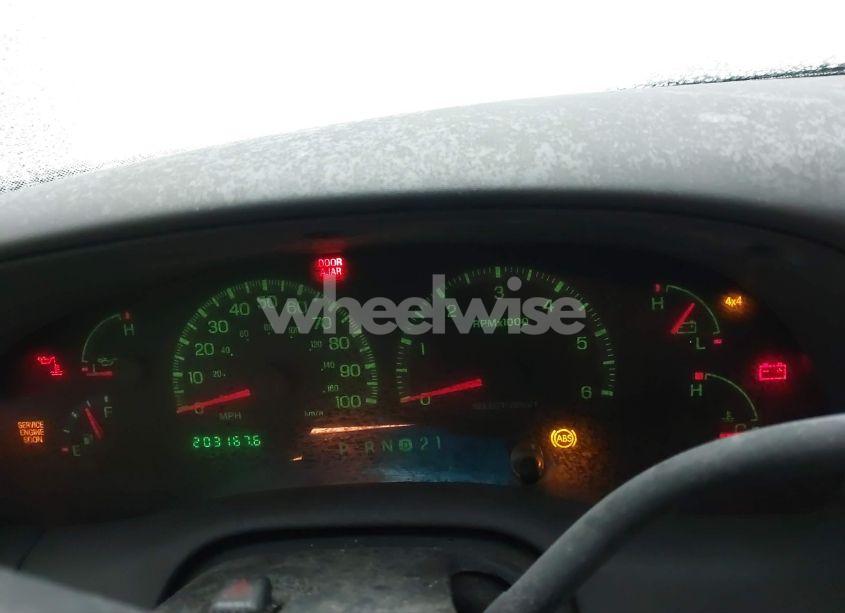 Photo 7 of 2000 Ford F-150 LARIAT/WORK SERIES/XL/XLT (VIN 1FTRX18L7YNA68432)