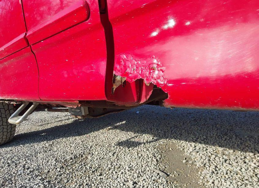 Photo 20 of 2000 Ford F-150 LARIAT/WORK SERIES/XL/XLT (VIN 1FTRX18L7YNA96604)