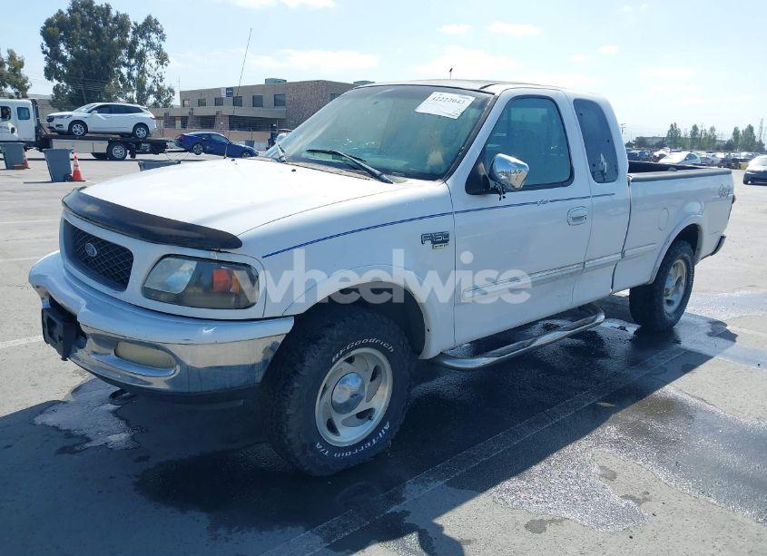 Photo 2 of 1998 Ford F-150 LARIAT/STANDARD/XL/XLT (VIN 1FTRX18L8WKA86341)