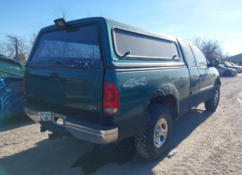 Photo 4 of 2000 Ford F-150 LARIAT/WORK SERIES/XL/XLT (VIN 1FTRX18L8YNA42714)