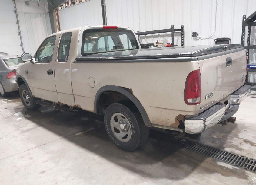 Photo 3 of 1998 Ford F-150 LARIAT/STANDARD/XL/XLT (VIN 1FTRX18L9WNA20301)