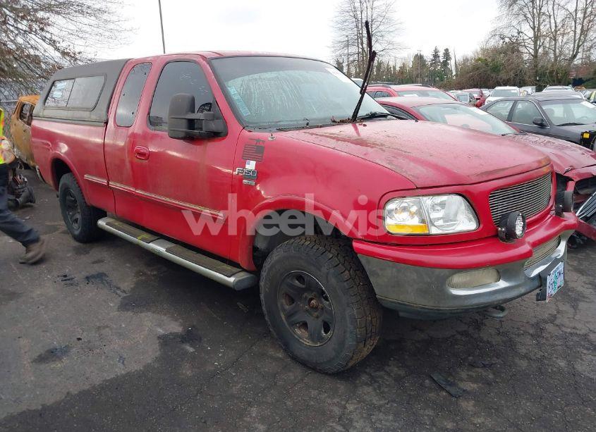 1998 Ford F150 (VIN 1FTRX18LXWKA59609) main photo