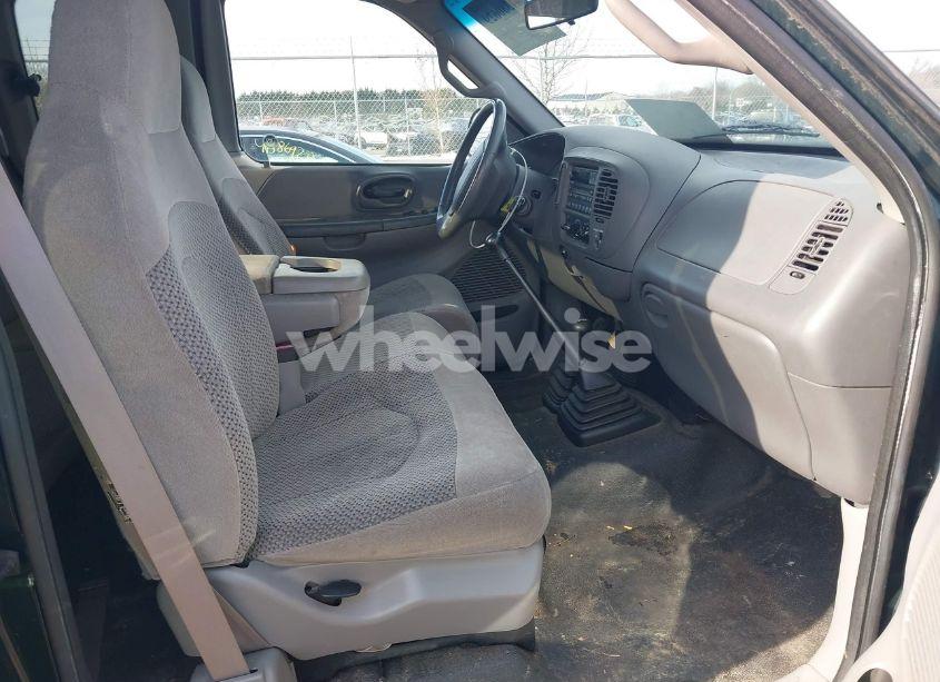 Photo 5 of 2001 Ford F-150 LARIAT/XL/XLT (VIN 1FTRX18W01NA10436)