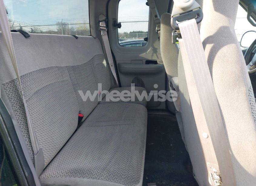 Photo 8 of 2001 Ford F-150 LARIAT/XL/XLT (VIN 1FTRX18W01NA10436)