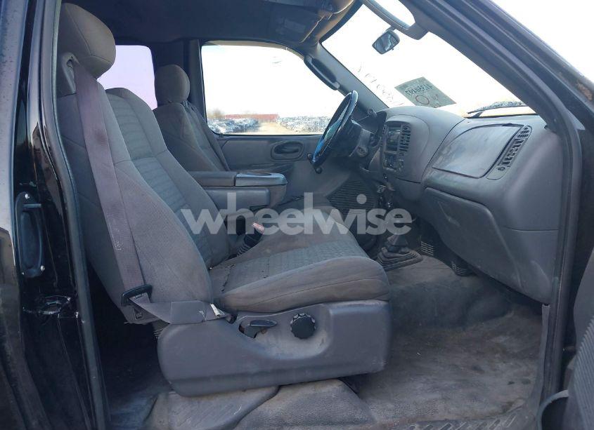 Photo 5 of 2003 Ford F-150 LARIAT/XL/XLT (VIN 1FTRX18W13NB01878)