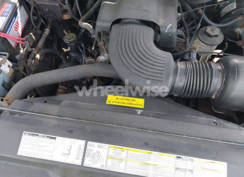 Photo 10 of 2000 Ford F-150 LARIAT/WORK SERIES/XL/XLT (VIN 1FTRX18W2YNC19493)