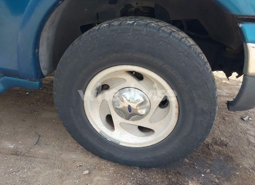 Photo 12 of 2000 Ford F-150 LARIAT/WORK SERIES/XL/XLT (VIN 1FTRX18W2YNC19493)