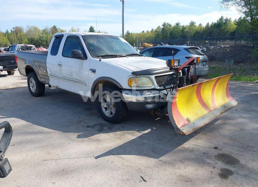 2003 Ford F150 (VIN 1FTRX18W33NA17822) main photo
