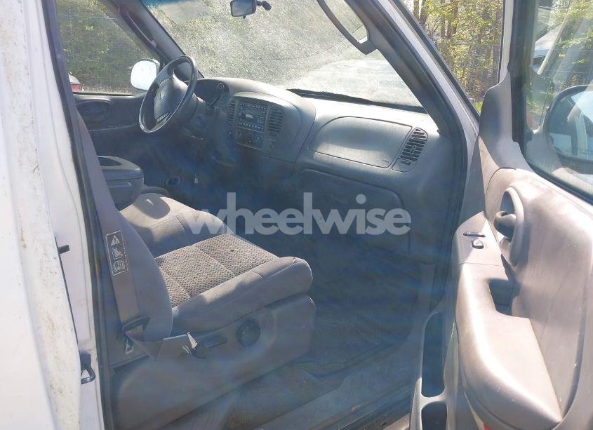 Photo 5 of 2003 Ford F150 (VIN 1FTRX18W33NA17822)