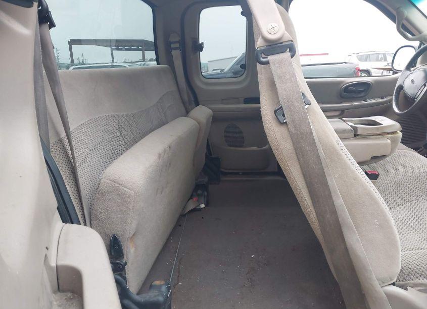 Photo 8 of 2000 Ford F-150 LARIAT/WORK SERIES/XL/XLT (VIN 1FTRX18W3YKB11143)