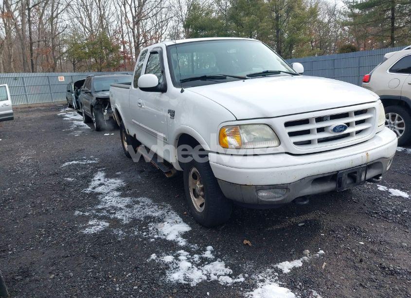2003 Ford F-150 LARIAT/XL/XLT (VIN 1FTRX18W43NB84285) main photo