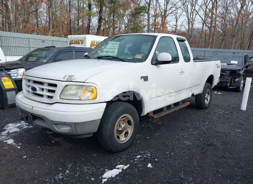 Photo 2 of 2003 Ford F-150 LARIAT/XL/XLT (VIN 1FTRX18W43NB84285)