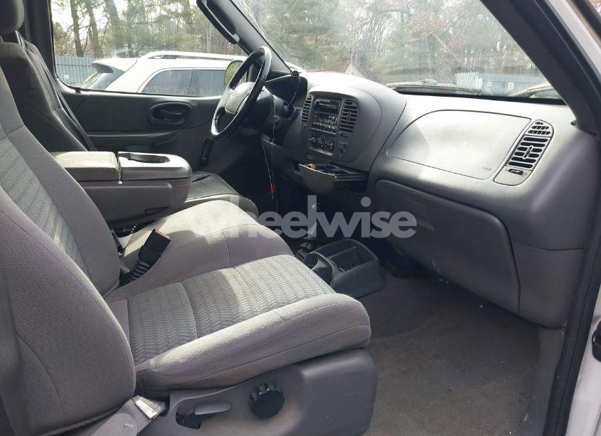 Photo 5 of 2003 Ford F-150 LARIAT/XL/XLT (VIN 1FTRX18W43NB84285)