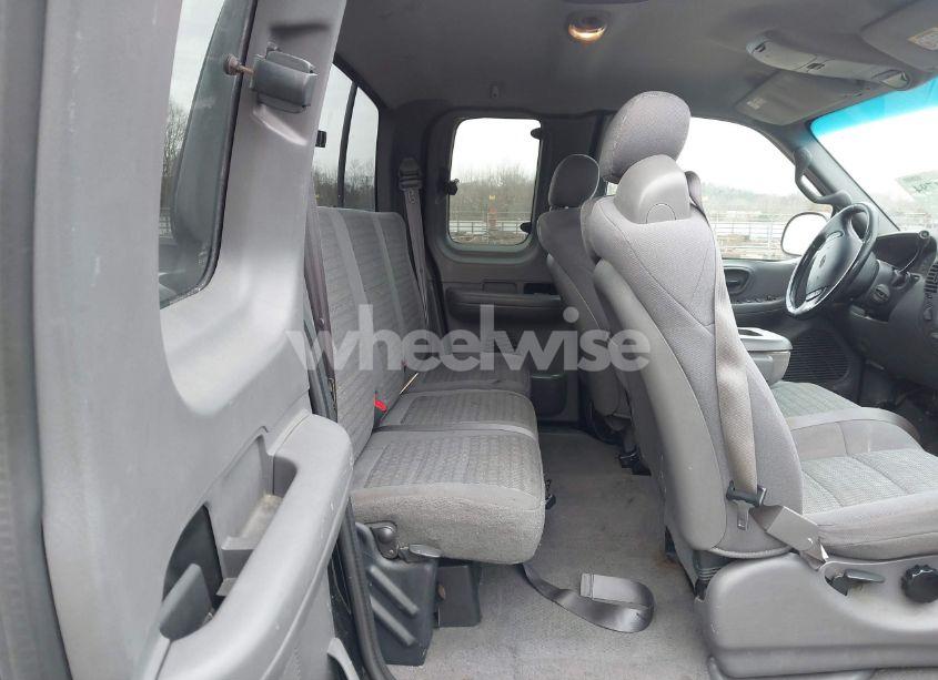 Photo 8 of 2002 Ford F-150 LARIAT/XL/XLT (VIN 1FTRX18W52NA84310)