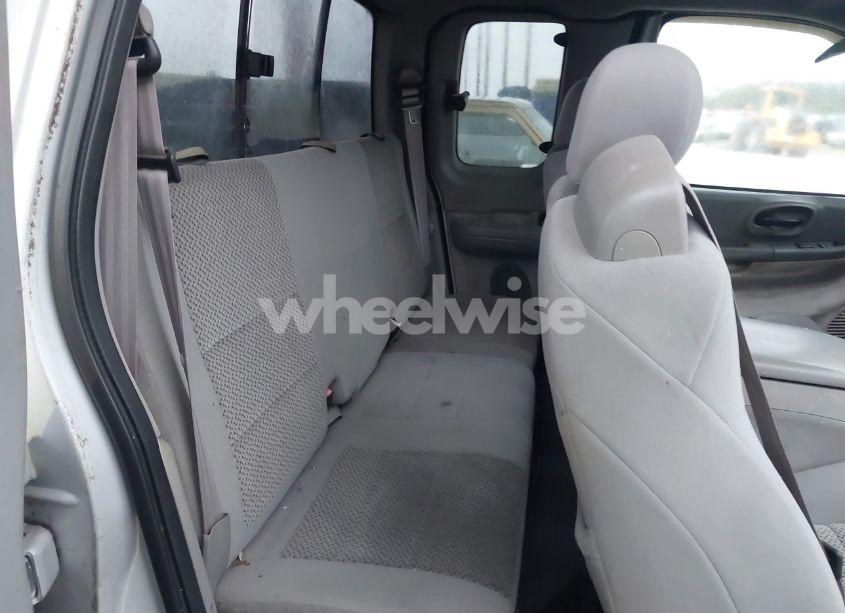 Photo 8 of 2003 Ford F-150 LARIAT/XL/XLT (VIN 1FTRX18W53NA09107)