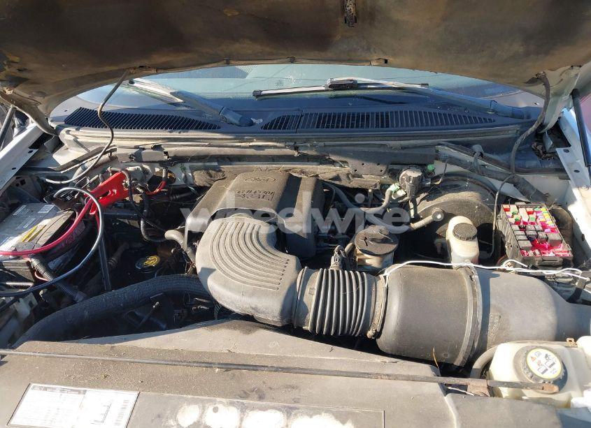 Photo 10 of 2002 Ford F-150 LARIAT/XL/XLT (VIN 1FTRX18W62NB00062)