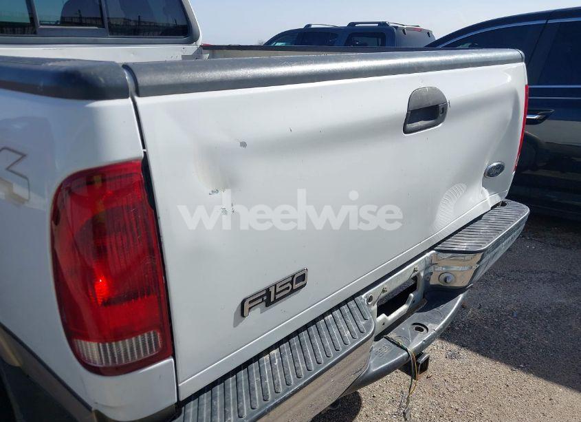 Photo 15 of 2000 Ford F-150 LARIAT/WORK SERIES/XL/XLT (VIN 1FTRX18W6YNA72319)