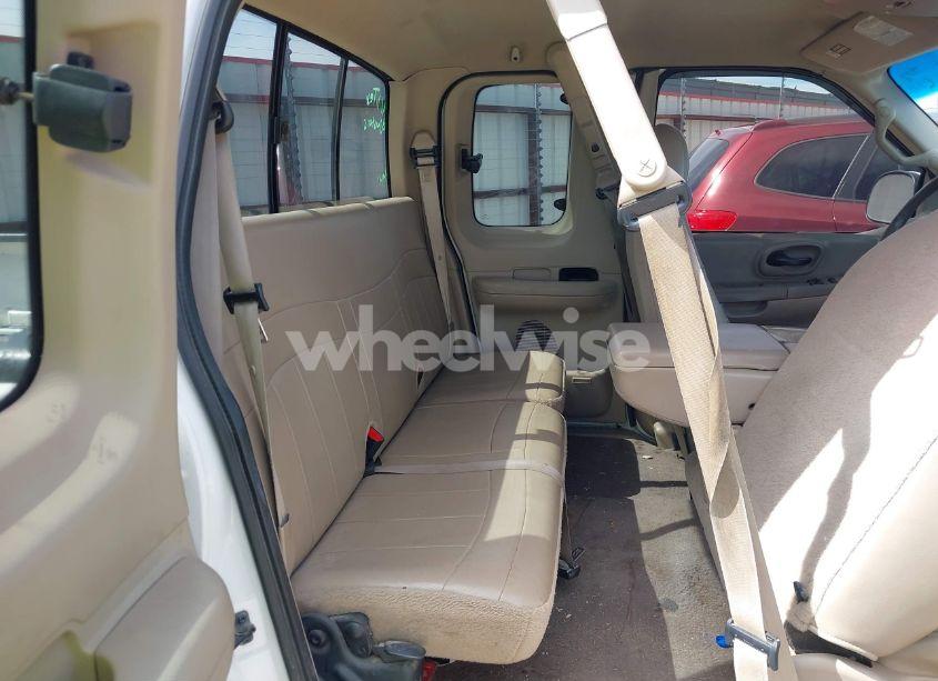 Photo 8 of 2000 Ford F-150 LARIAT/WORK SERIES/XL/XLT (VIN 1FTRX18W6YNA72319)