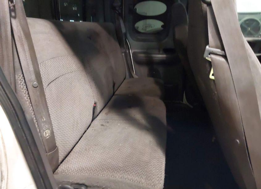 Photo 8 of 2000 Ford F-150 LARIAT/WORK SERIES/XL/XLT (VIN 1FTRX18W7YNA62690)